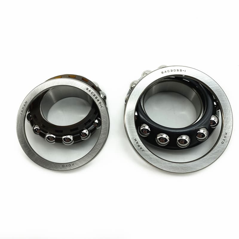 Vòng bi (bạc đạn) cổ phốt nằm ở trục lái xe máy, thường là bi côn hoặc bi tiếp xúc góc.