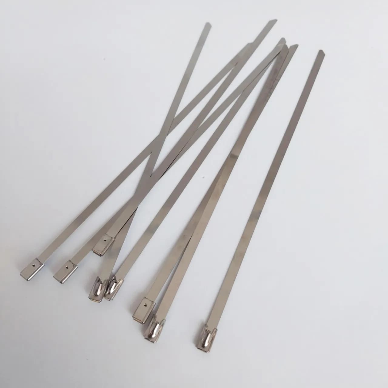 Nhược điểm dây rút thép