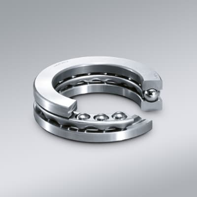 Ưu điểm của vòng bi cầu chặn trục: thiết kế tách rời dễ lắp đặt và khả năng chuyên dụng chịu tải dọc trục.