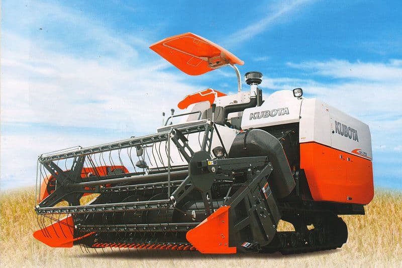  Hình ảnh trục chính của máy gặt đập liên hợp sử dụng vòng bi tang trống để chịu tải nặng.