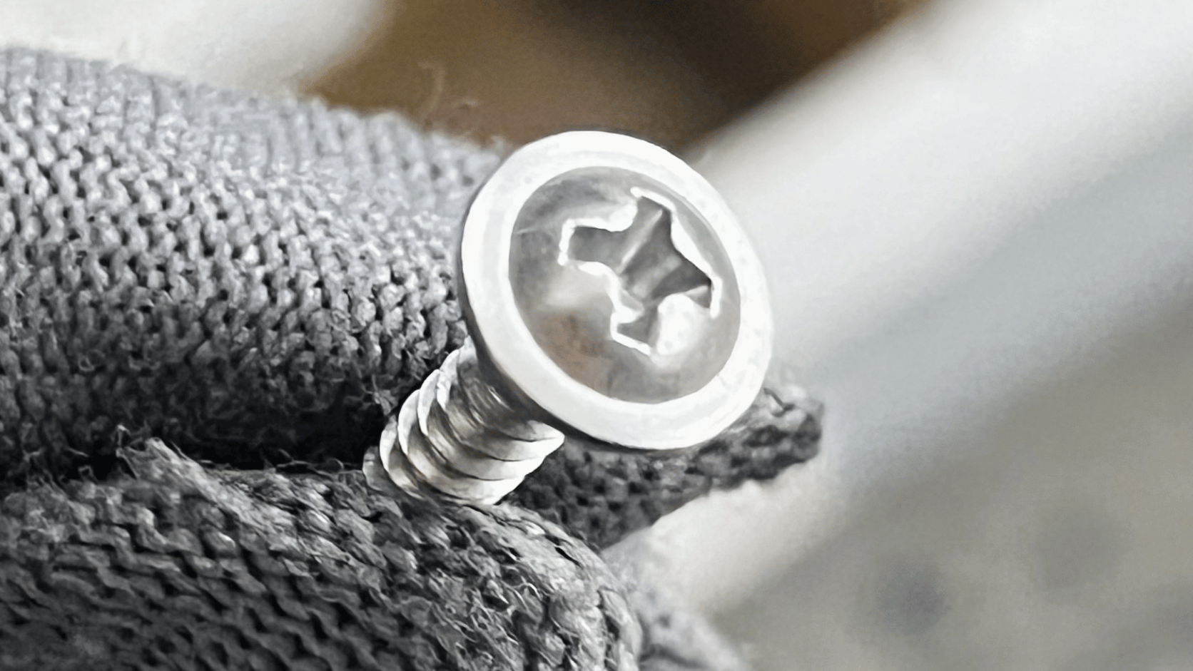Cách chọn Vít Đuôi Cá Dù Inox 410