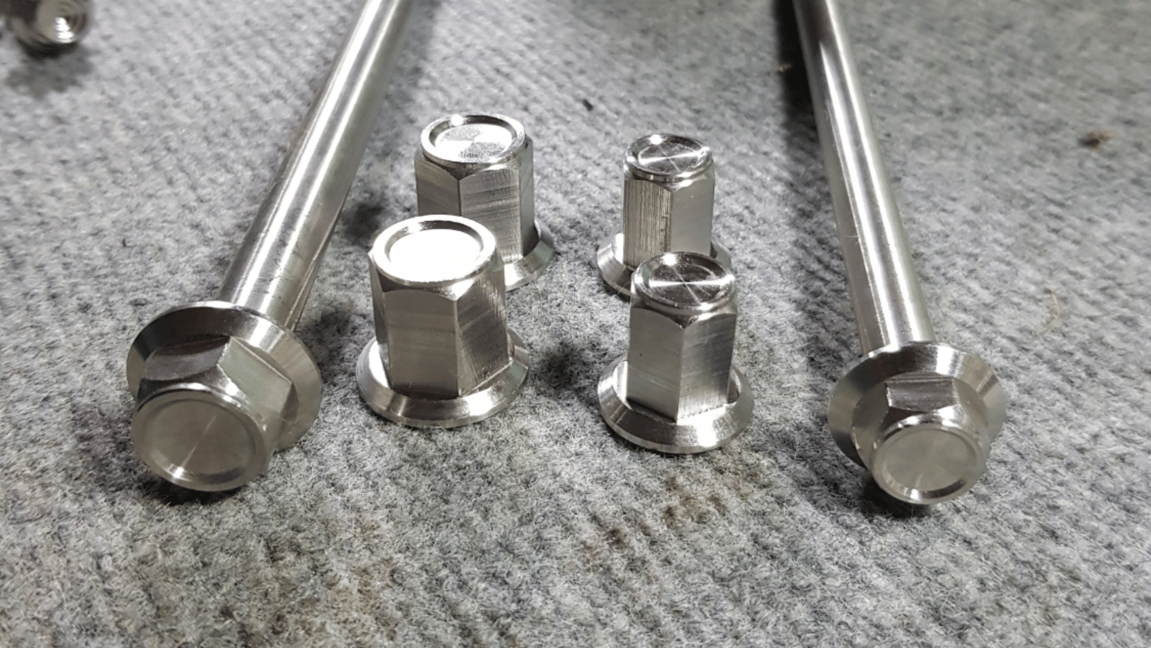 lắp đặt Tán Inox
