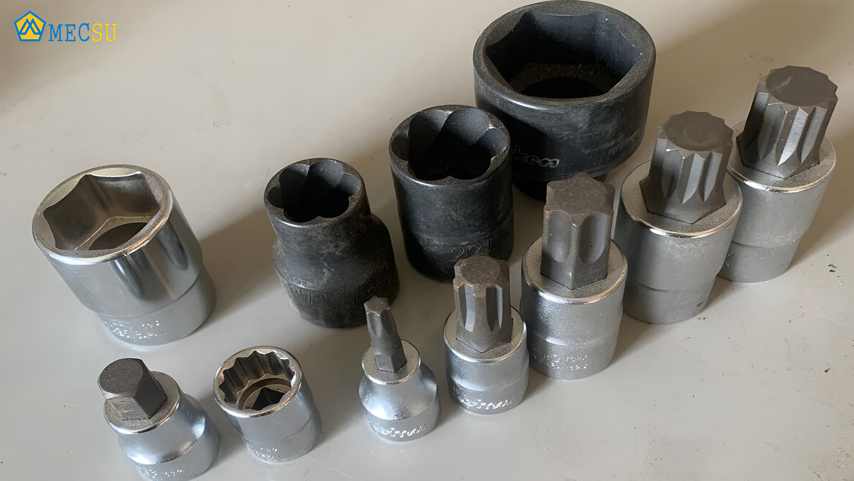 Các loại đầu tuýp và phụ kiện truyền động phổ biến tại MECSU